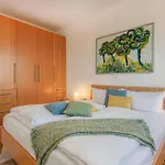 Haus Duenenwald 17 *